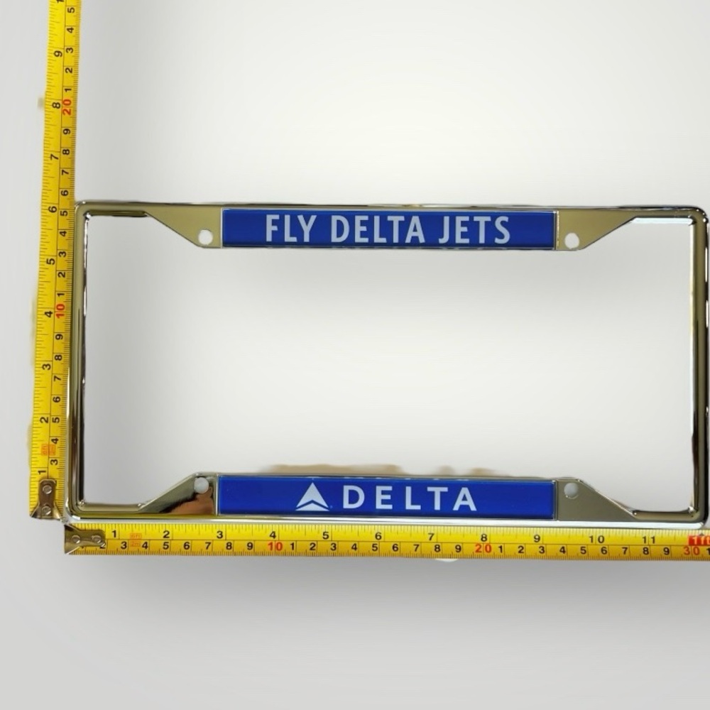 Delta Air Lines Official License Plate Frame Collectible FLY DELTA JETS Blue New - Picture 3 of 14